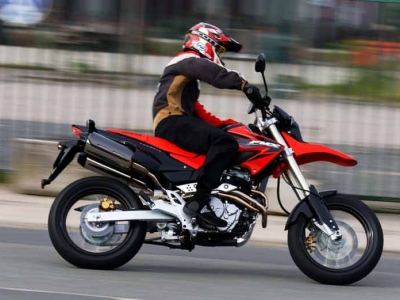 Honda FMX650 photo