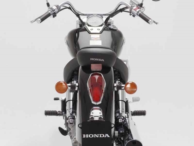 Honda VT750C Shadow photo