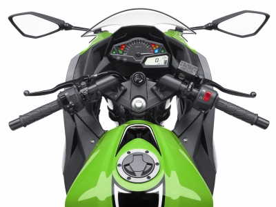 Kawasaki Ninja 300 photo