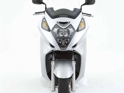Honda FJS600 Silver Wing photo