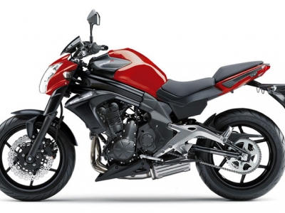 Kawasaki ER-6n photo